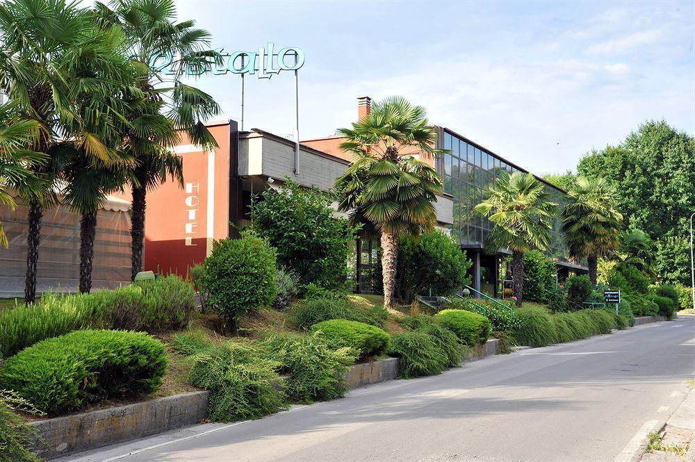 Hotel Cristallo Barga Fornaci di Barga Zewnętrze zdjęcie
