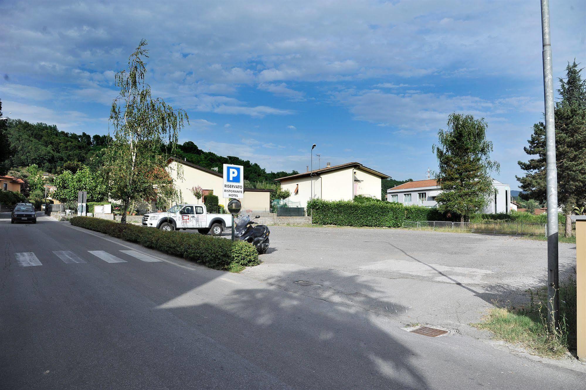 Hotel Cristallo Barga Fornaci di Barga Zewnętrze zdjęcie